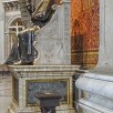 Foto: Statua di San Pietro - Navata Centrale (Roma) - 8